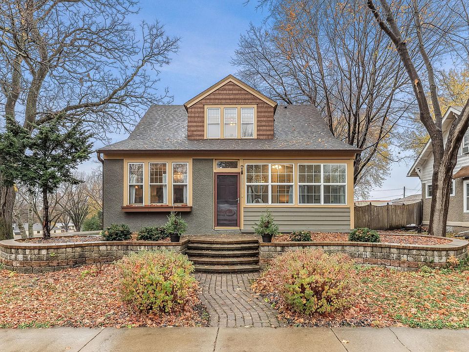 1st image of 8098 Victoria Dr