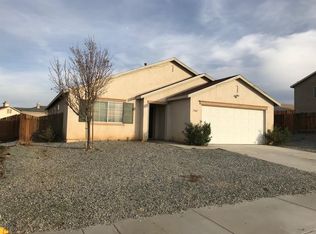 13661 Mesa View Rd, Victorville, CA 92392