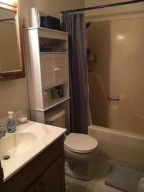 2nd image of 1125 Ratone St