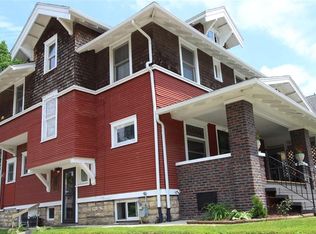 216 15th St SE, Cedar Rapids, IA 52403