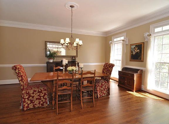 4th image of 2030 Brooke Forest Ct