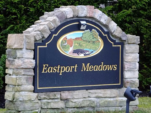2nd image of 16 Meadow Way
