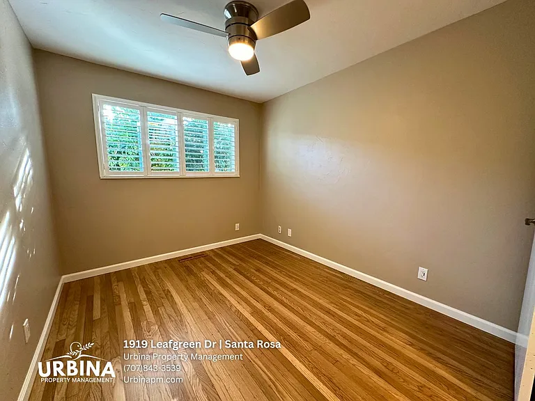 1919 Leafgreen Dr — Photo 14