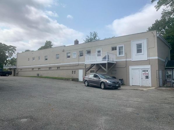 262 W Cedar Ave #3