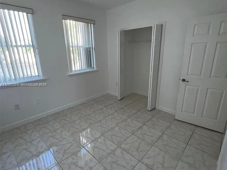 4847 NW 108th Ct — Photo 6
