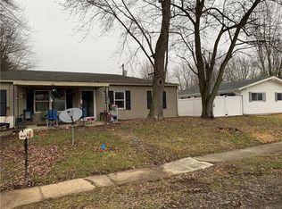 1404 Pinecrest Dr, Brazil, IN 47834