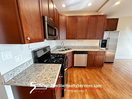 2nd image of 3705 N Kedzie Ave APT 405