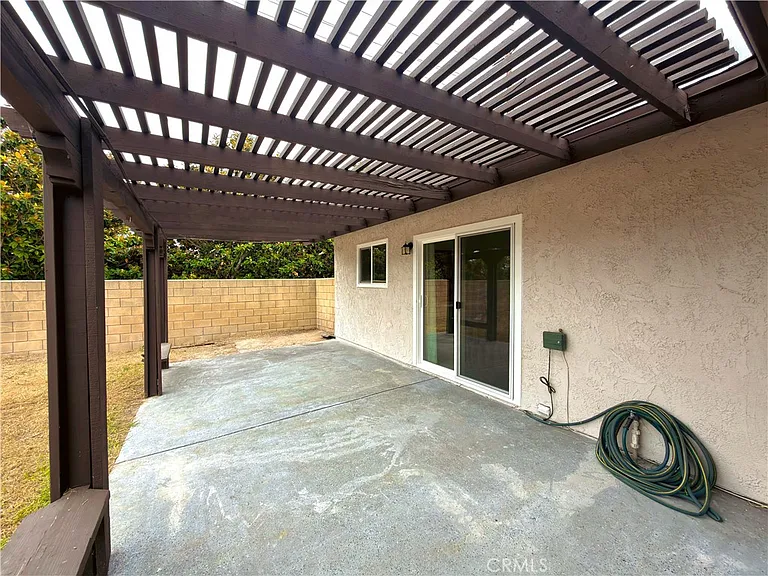 7689 Cornel Ct — Photo 23