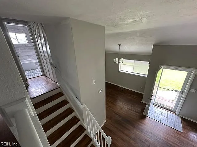 426 Beacon Hill Cir — Photo 19