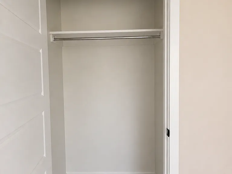 3rd bedroom or office closet