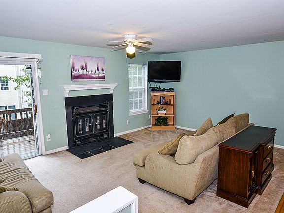 2nd image of 4127 Weeping Willow Ct