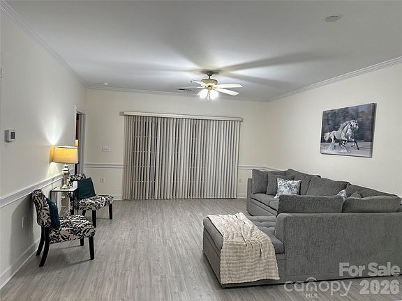 4th image of 9047 Meadow Vista Rd #104