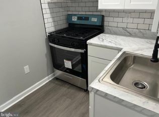 126 Warwick Rd S, Lawnside, NJ 08045