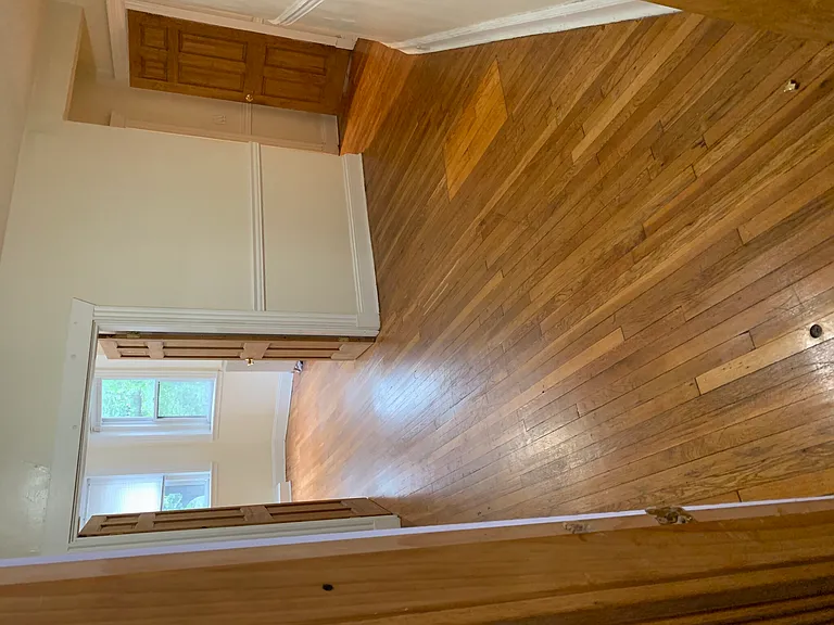 360 Riverway — Photo 17