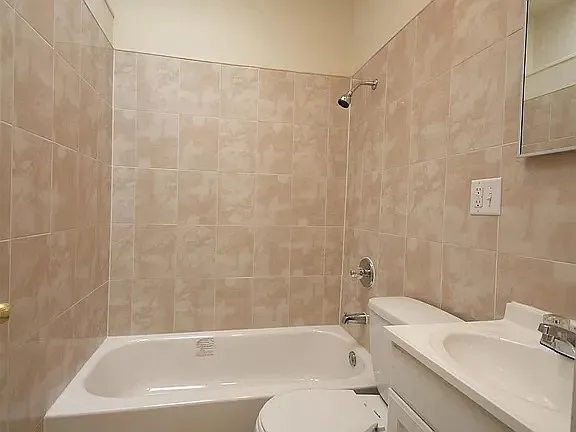 31 Van Nostrand Ave #A — Photo 11