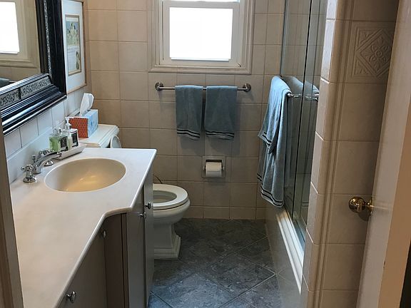 5th image of 46 Forest Dr
