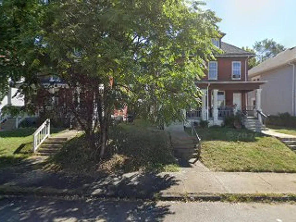 384-386 N Garfield Ave
