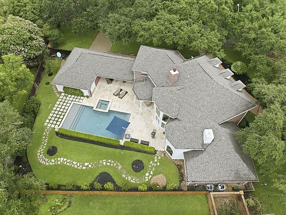 5th image of 1719 Shillington Dr