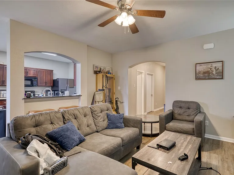 4103 McFarland Dr — Photo 3
