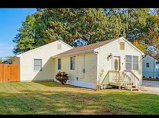 35 E Virginia Ave, Villas, NJ 08251