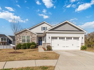 5537 Hughesdale Dr, Charlotte, NC 28215