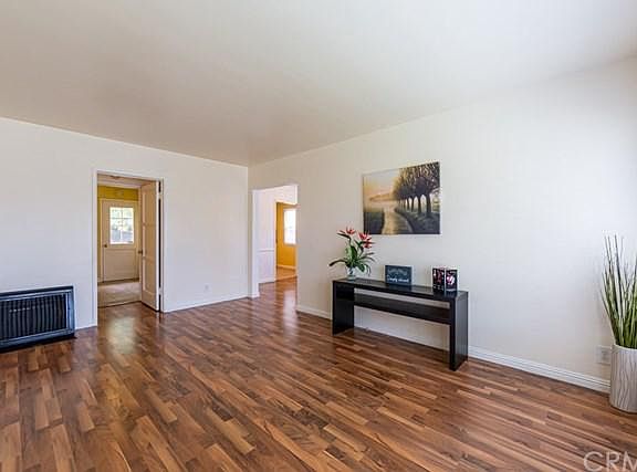4th image of 5749 Eckleson St