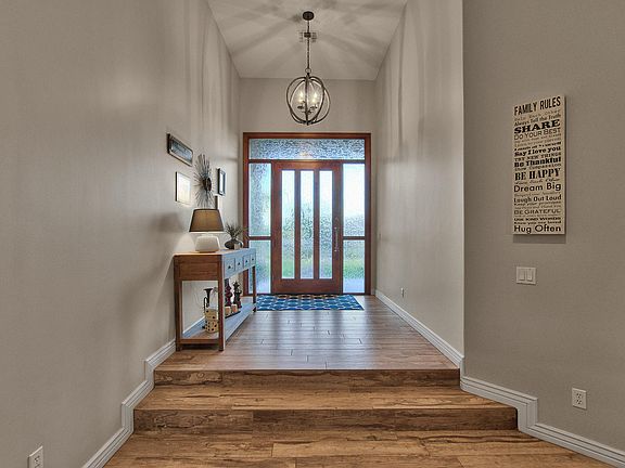 5th image of 2090 E Cedar Pl