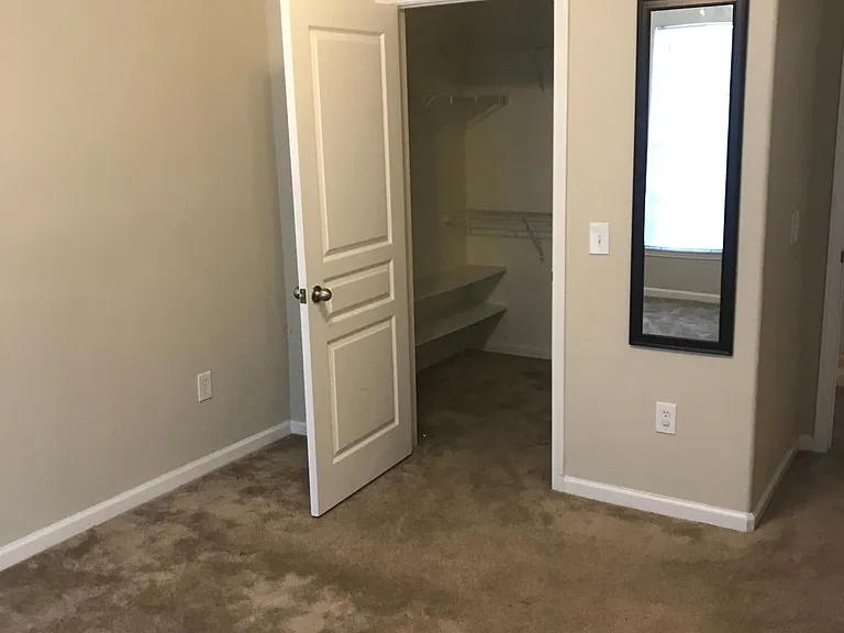 8290 Gate Pkwy W #316 — Photo 5