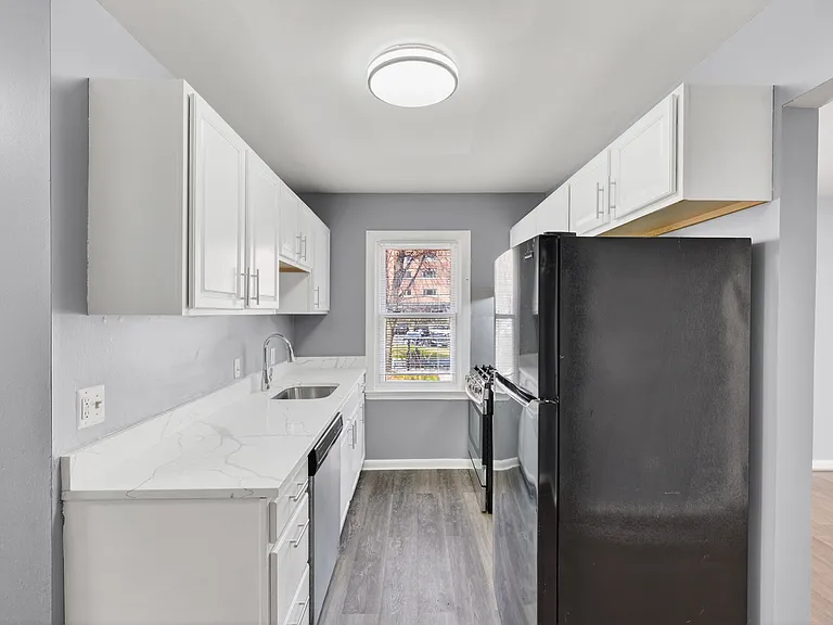 8216 Nolte Ave #1 — Photo 4