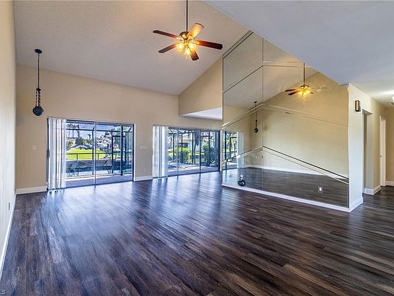 3rd image of 2523 SE 24th PL