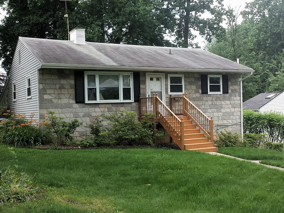 1st image of 6425 Maplewood Dr