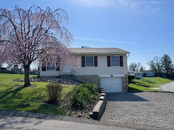 6301 Broad St, South Park, PA 15129