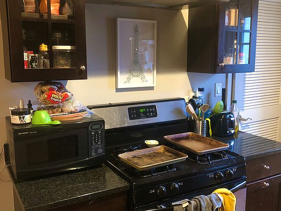 2nd image of 1416 W Arthur Ave APT 3