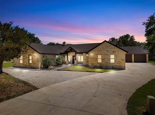 43 Heartstone Ln, Concan, TX 78838
