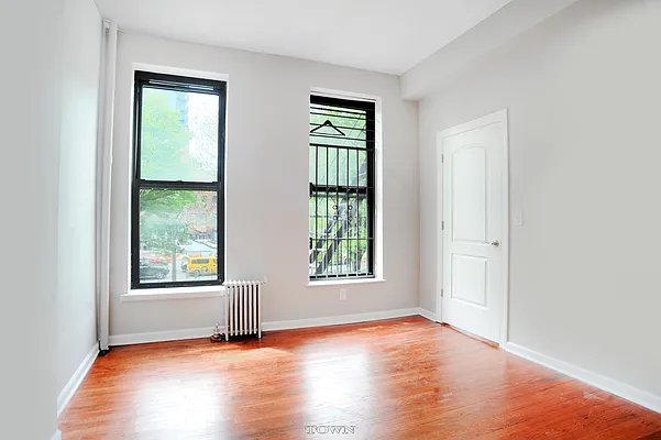 Rented by Town Residential | media 16