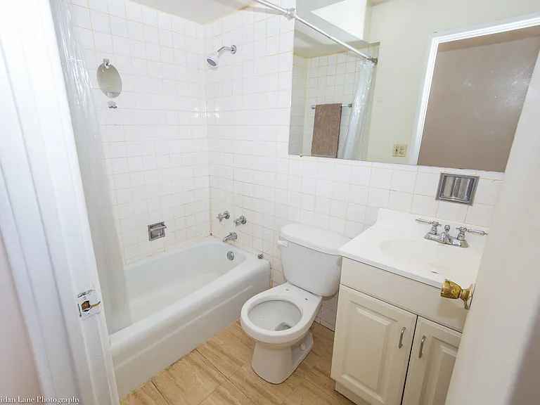 Lakeview Living! — Photo 6
