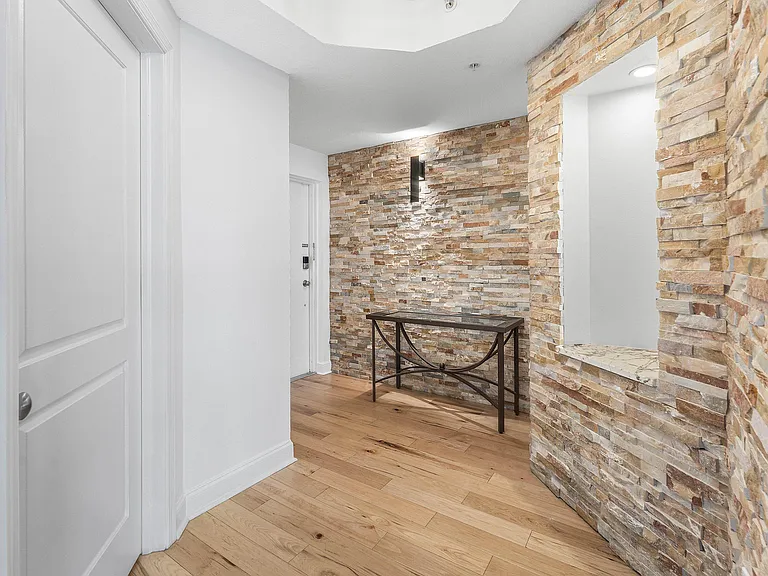 309 E Ocean Ave #103 — Photo 40