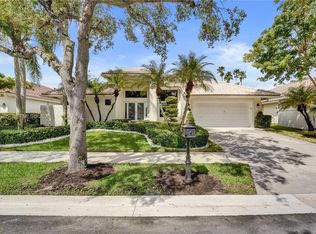 2649 Miller Ct, Weston, FL 33332