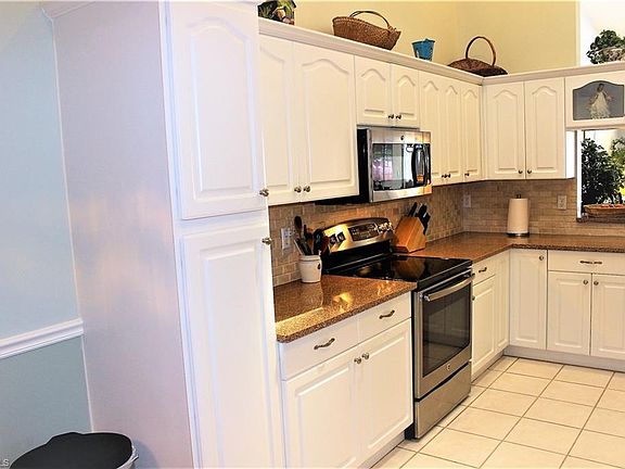 3rd image of 278 278 Stella Maris Dr. S. Dr S