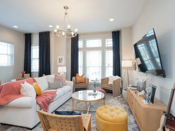 713 26th Ave N #Id1312350p, Nashville, TN 37208