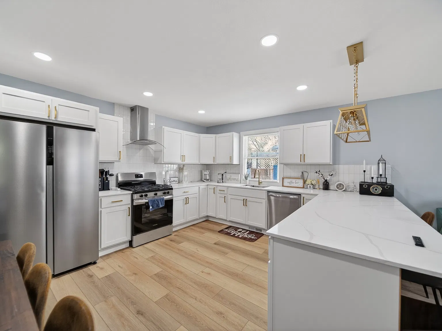 3 bed, 1150 sqft, $1,700 — Photo 4