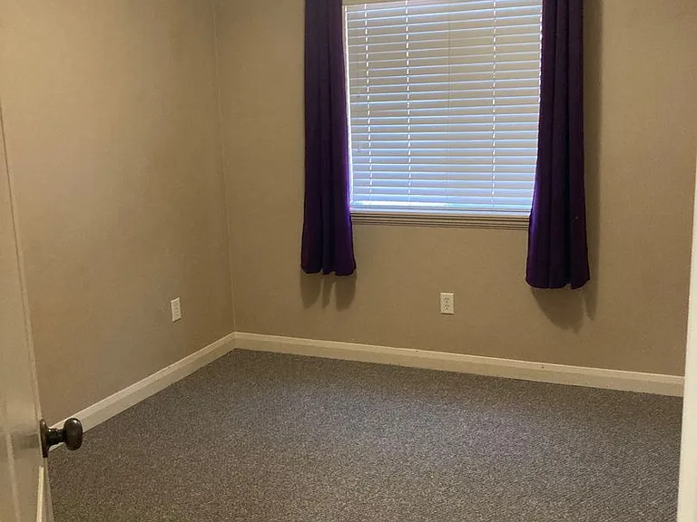 370 W 1425 N #40 — Photo 4