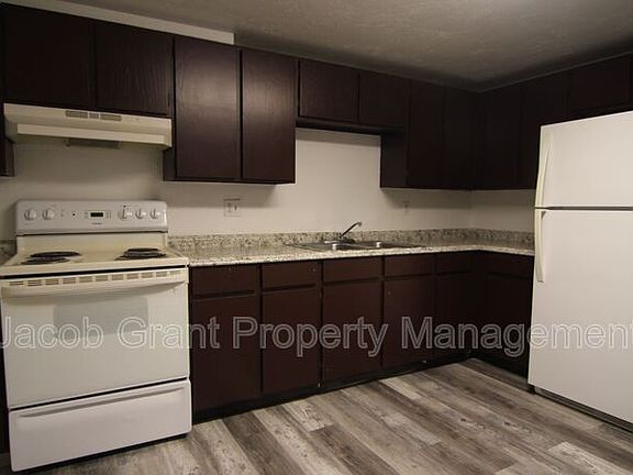 2nd image of 1340 Paul St APT 3