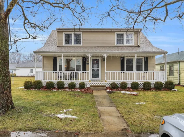 211 S Pine St, Buckley, IL 60918