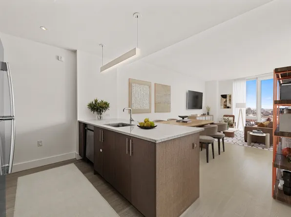 86 Fleet Place image 1 of 15