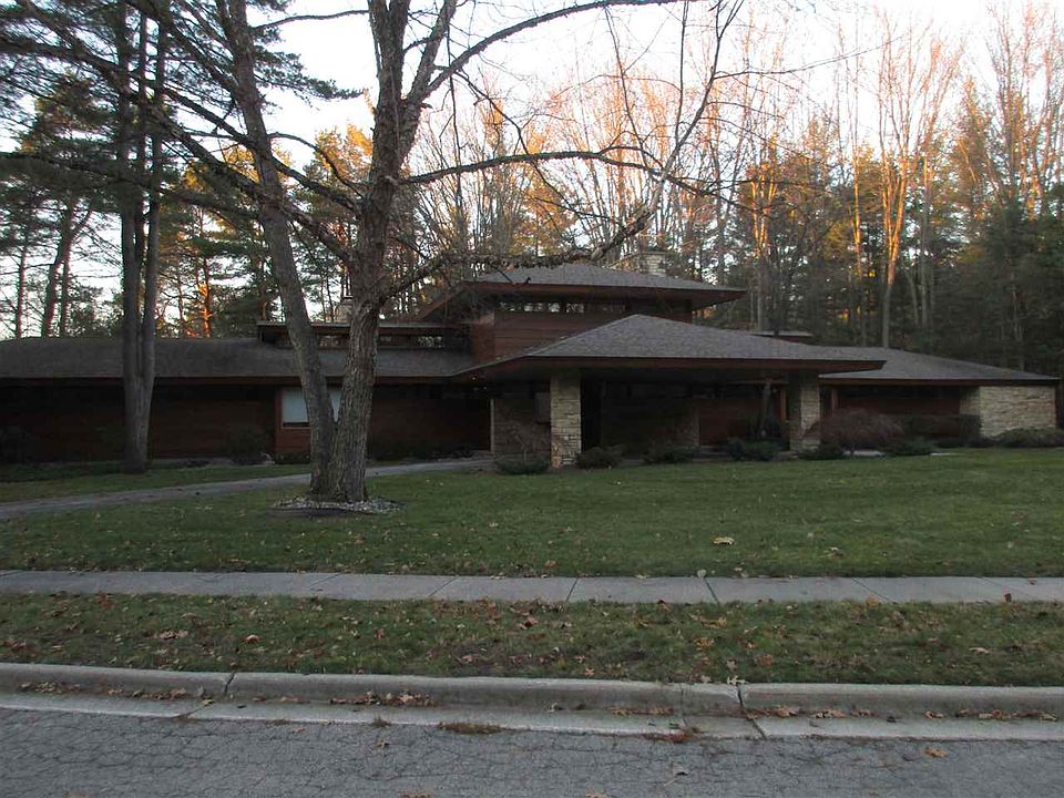 1st image of 3603 White Pine Way