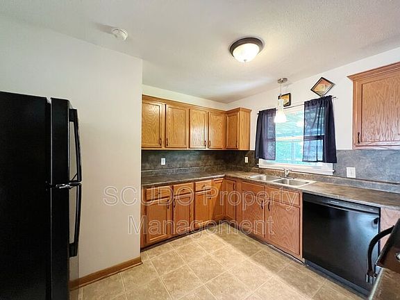5th image of 5136 Harvard Ave