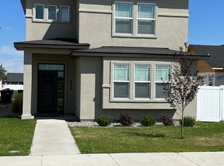 912 Crestview Dr, Twin Falls, ID 83301