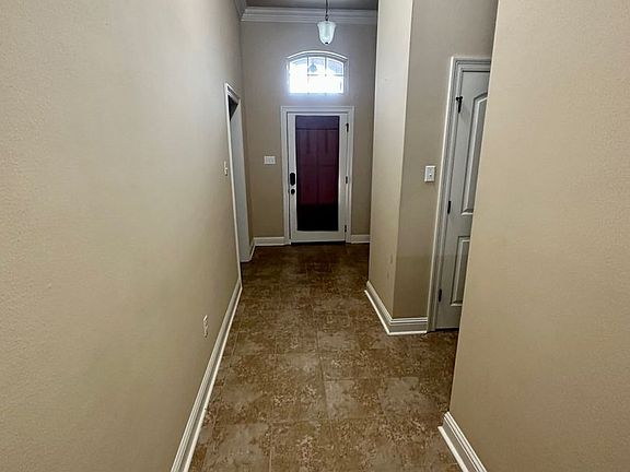 5th image of 42537 Wynstone Dr
