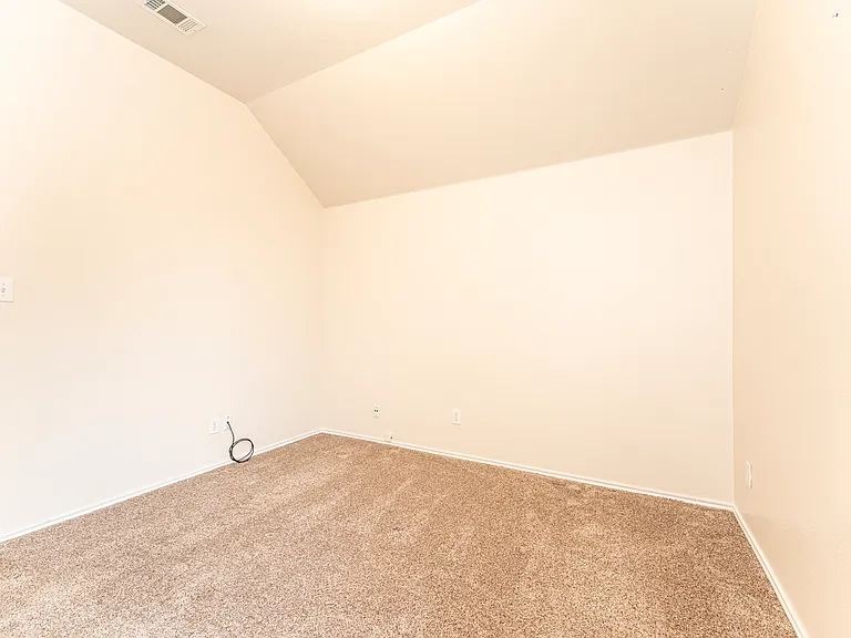 1417 Lowes Farm Pkwy — Photo 16